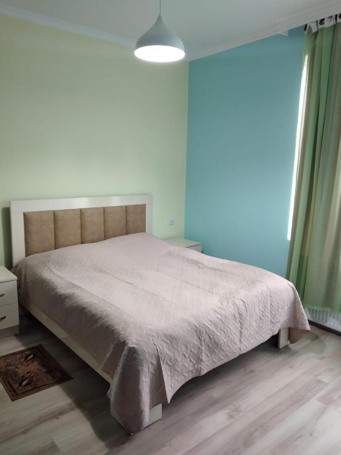Nunu'S Guesthouse Tskaltubo Luaran gambar
